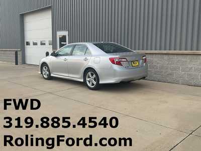 2014 Toyota Camry, $13699. Photo 3