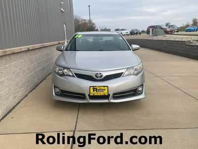 2014 Toyota Camry, $13699. Photo 4