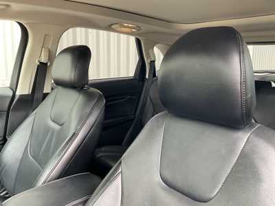 2015 Ford Edge, $14599. Photo 10