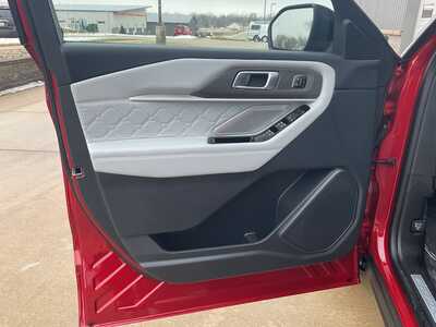 2026 Ford Explorer, $55992. Photo 7