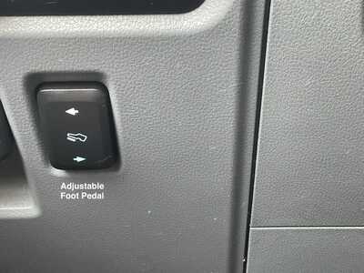 2022 Ford F150 Crew Cab, $38888. Photo 9