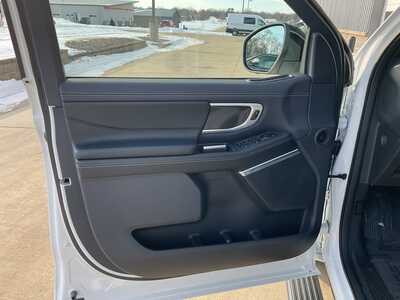 2025 Ford Expedition Max, $87985. Photo 8