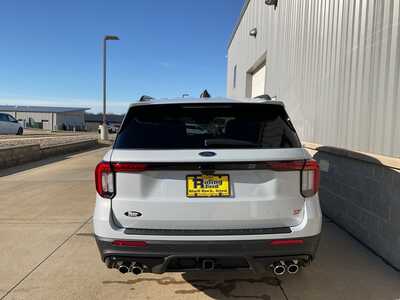 2026 Ford Explorer, $58983. Photo 5