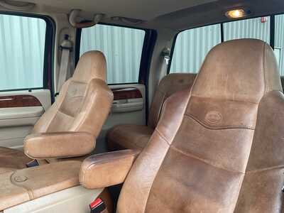 2003 Ford F250 Crew Cab, $15499. Photo 9