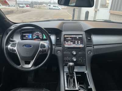 2015 Ford Taurus, $11599. Photo 11