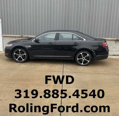 2015 Ford Taurus, $11599. Photo 2