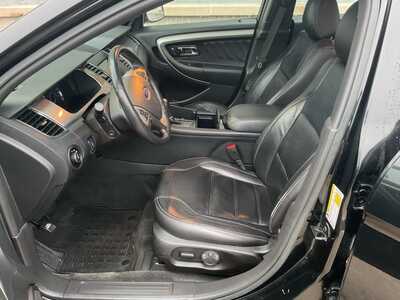 2015 Ford Taurus, $11599. Photo 8