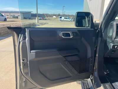 2025 Ford Bronco, $56400. Photo 7