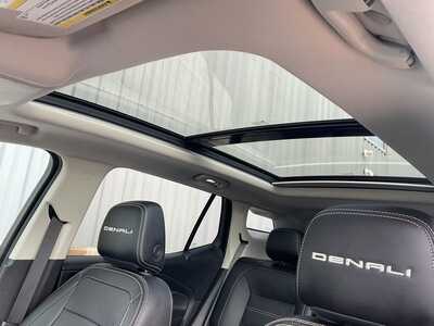 2022 GMC Terrain, $21758. Photo 10