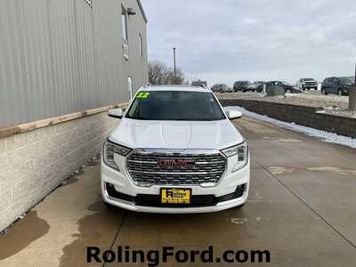 2022 GMC Terrain, $21758. Photo 4