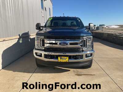 2017 Ford F350 Reg Cab, $36950. Photo 4