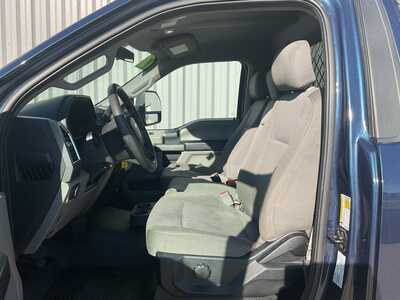 2017 Ford F350 Reg Cab, $36950. Photo 8