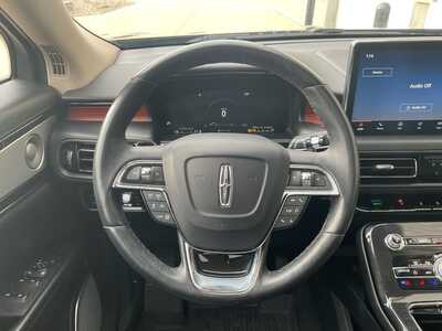 2023 Lincoln Nautilus, $43899. Photo 12
