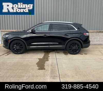 2023 Lincoln Nautilus, $43899. Photo 2