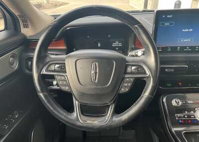 2022 Lincoln Nautilus, $37699. Photo 12