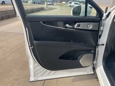 2022 Lincoln Nautilus, $37699. Photo 7