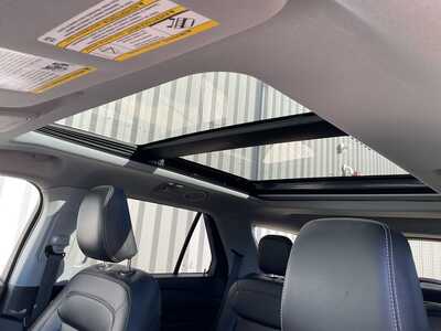2021 Ford Explorer, $22599. Photo 10