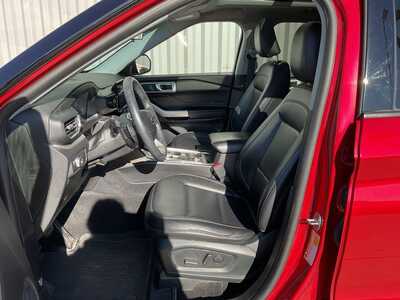 2021 Ford Explorer, $22599. Photo 8