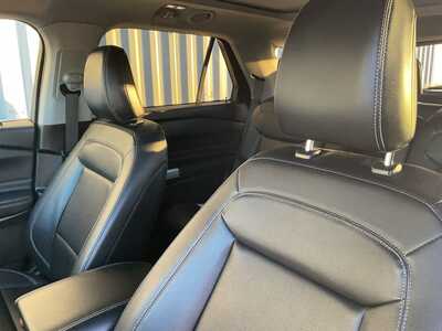 2021 Ford Explorer, $25422. Photo 9