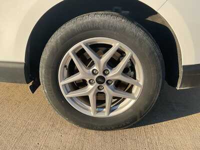 2023 Ford Edge, $21950. Photo 6