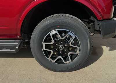 2026 Ford Bronco, $52870. Photo 6