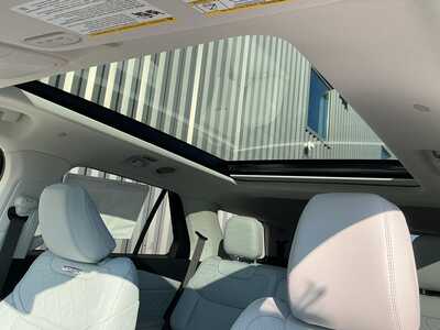 2026 Ford Explorer, $57651. Photo 9