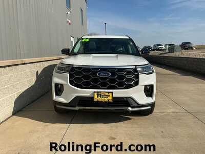 2026 Ford Explorer, $58587. Photo 4