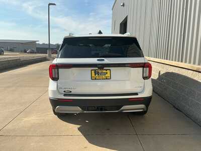 2026 Ford Explorer, $58587. Photo 5