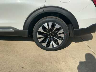 2026 Ford Explorer, $58587. Photo 6