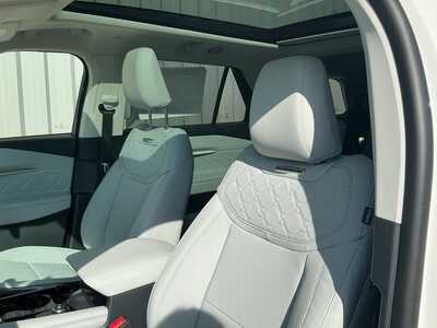 2026 Ford Explorer, $58587. Photo 9