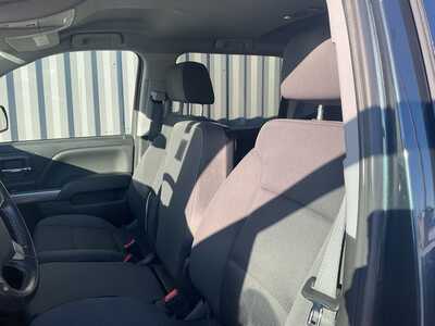 2018 Chevrolet 1500 Crew Cab, $24950. Photo 11