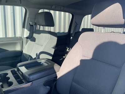 2018 Chevrolet 1500 Crew Cab, $24950. Photo 9