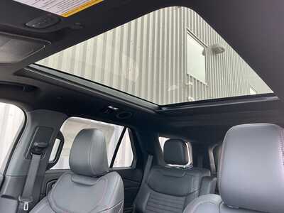 2026 Ford Explorer, $50605. Photo 10