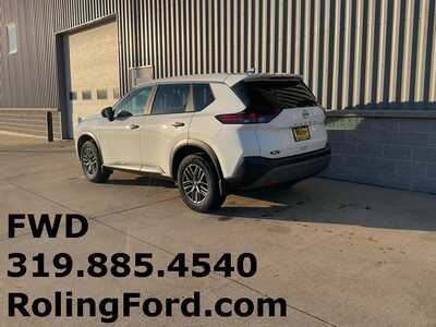 2023 Nissan Rogue, $17888. Photo 3