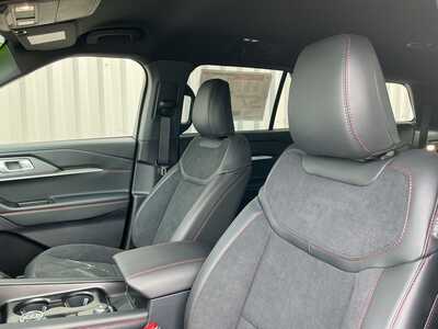 2026 Ford Explorer, $56339. Photo 8
