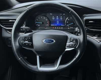 2020 Ford Explorer, $22599. Photo 11