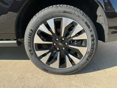 2026 Ford Expedition, $79894. Photo 6