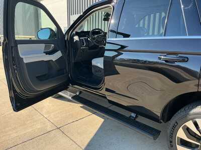 2026 Ford Expedition, $79894. Photo 8