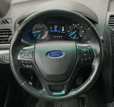 2016 Ford Explorer, $12688. Photo 11