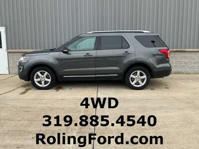 2016 Ford Explorer, $12688. Photo 2