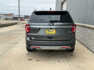 2016 Ford Explorer, $12688. Photo 5