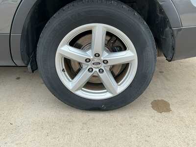 2016 Ford Explorer, $12688. Photo 6