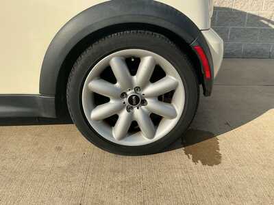 2006 MINI Cooper, $6999. Photo 6