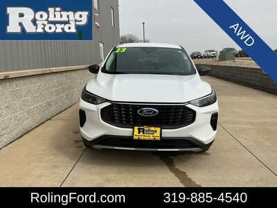 2023 Ford Escape, $24632. Photo 4