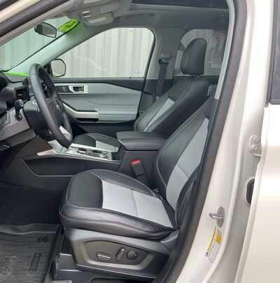 2023 Ford Explorer, $34959. Photo 9