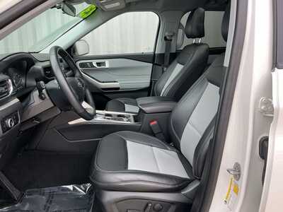 2023 Ford Explorer, $37999. Photo 9