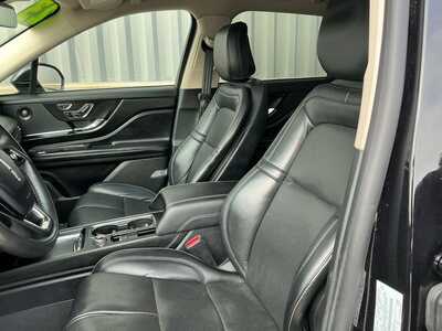 2023 Lincoln Corsair, $32689. Photo 10