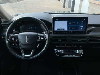2023 Lincoln Corsair, $32689. Photo 12