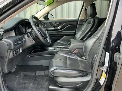2023 Lincoln Corsair, $32689. Photo 9