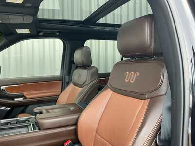 2025 Ford Expedition Max, $80333. Photo 8